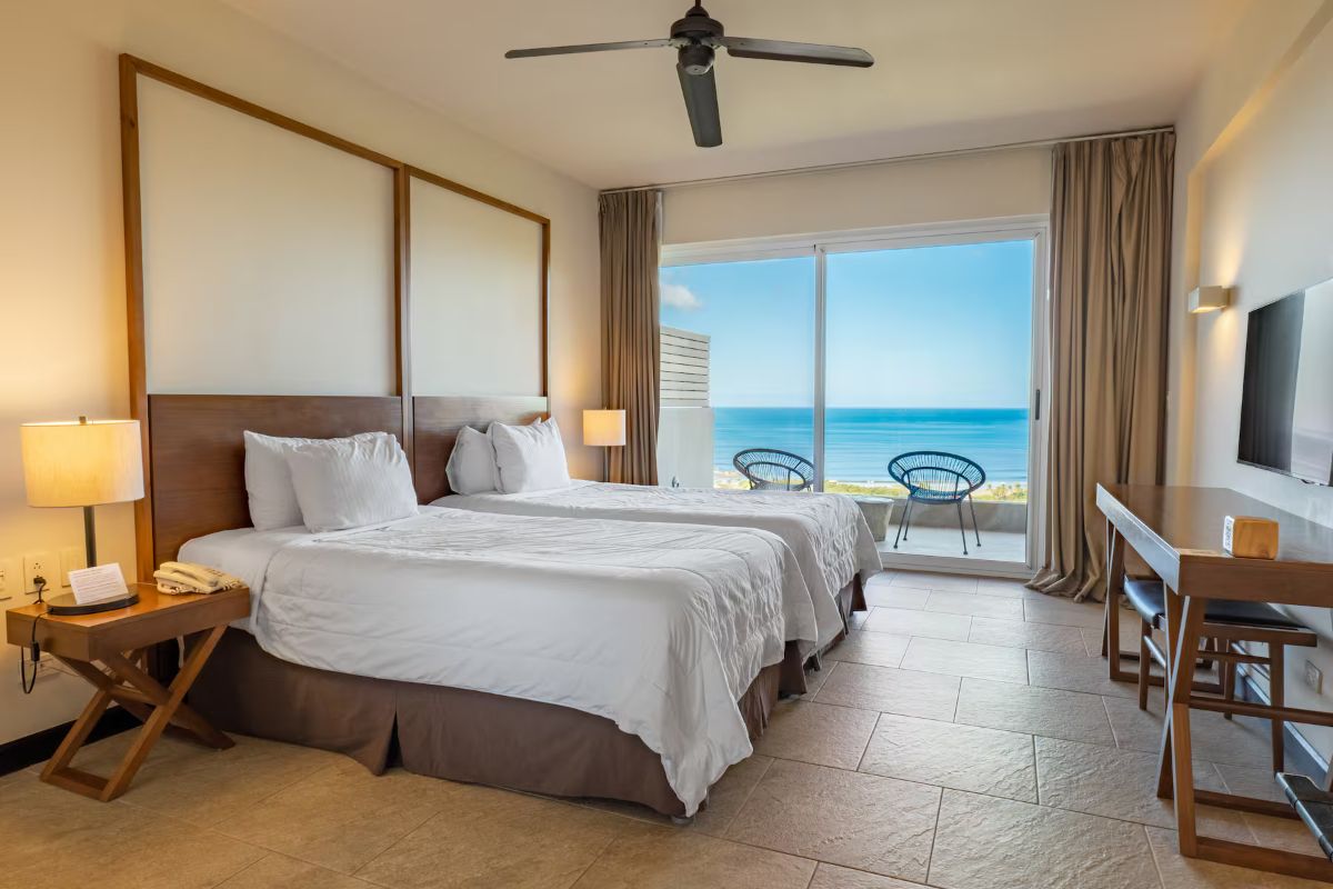Wyndham Tamarindo · Standard Ocean View